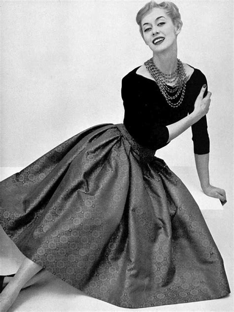 1950 dior|1950 Dior dress style.